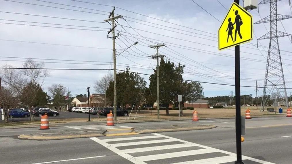 تابلو محل عبور دانش آموزان